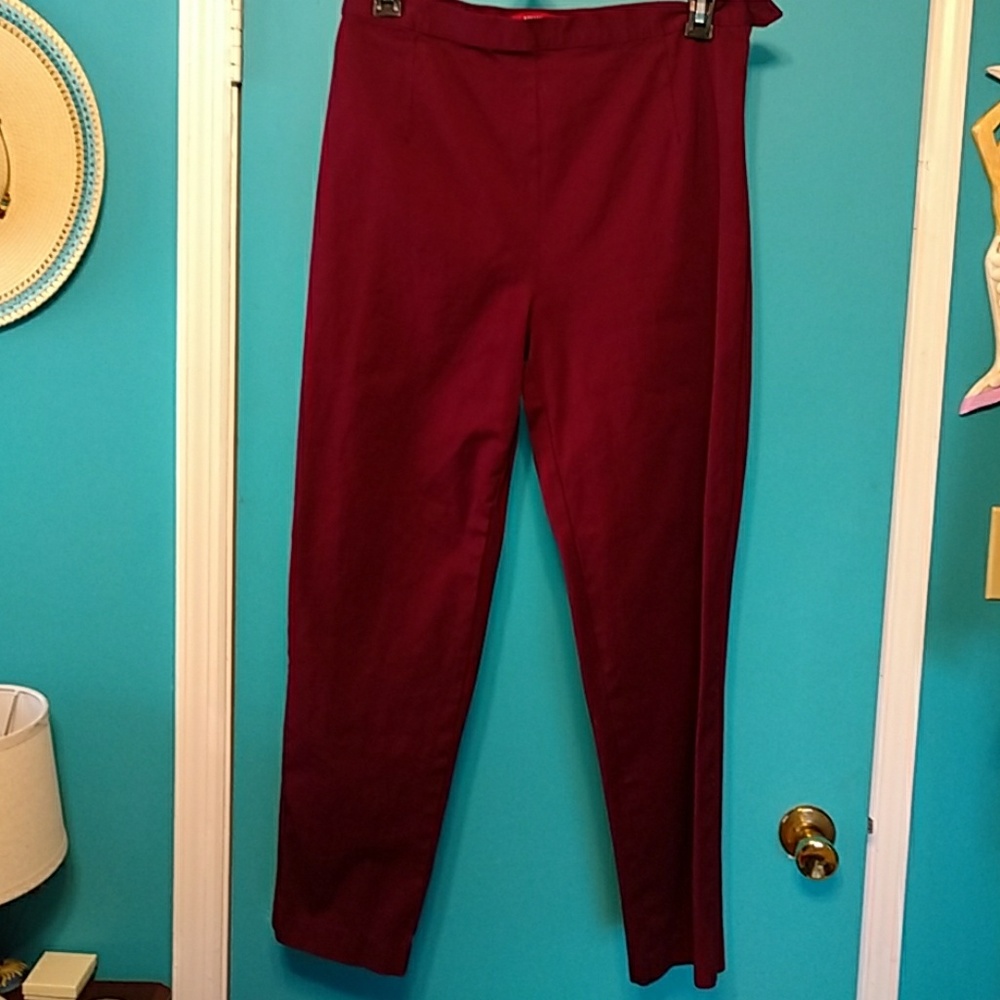 EUC BILL BLASS SKINNY LEG PANTS/JEANS